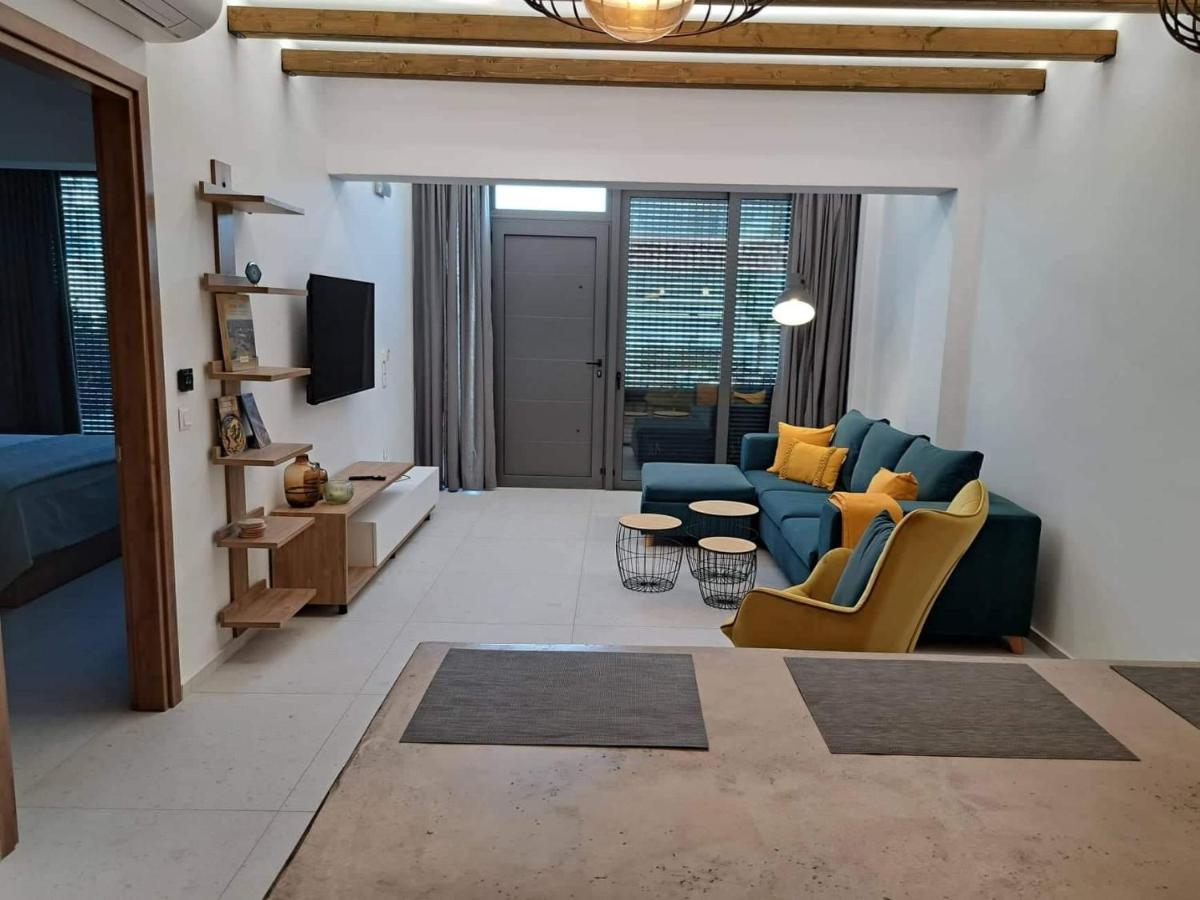 Appartement Courtyard Luxury “ Apostolos”