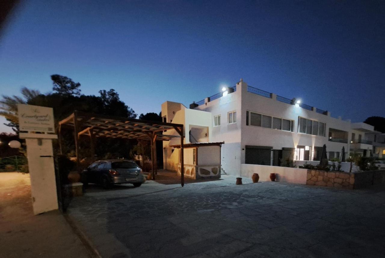 Courtyard Luxury “ Apostolos”