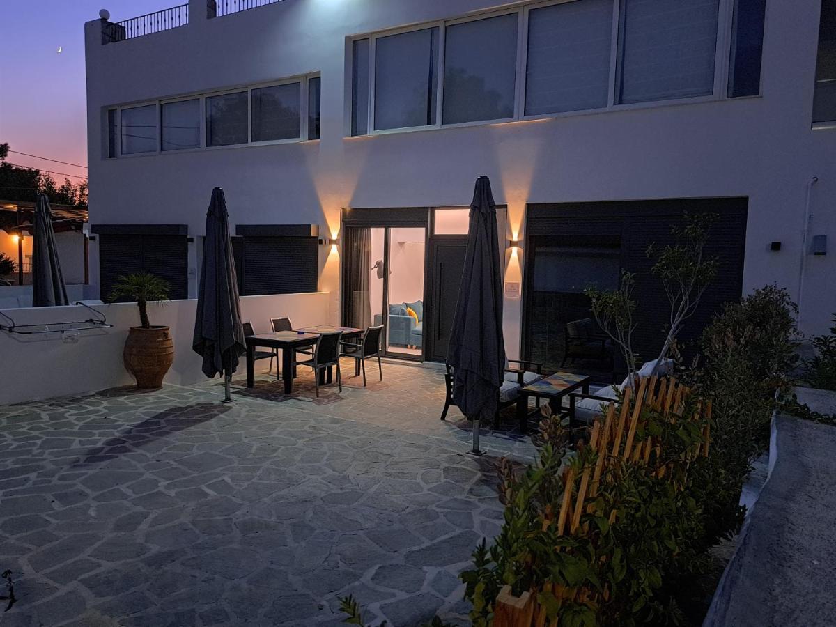 Courtyard Luxury “ Apostolos” Apartmán Pefki