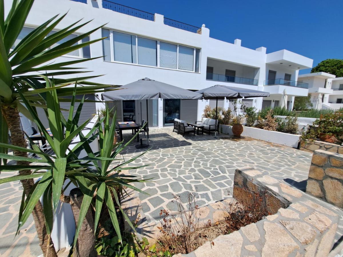 Courtyard Luxury “ Apostolos” Pefki