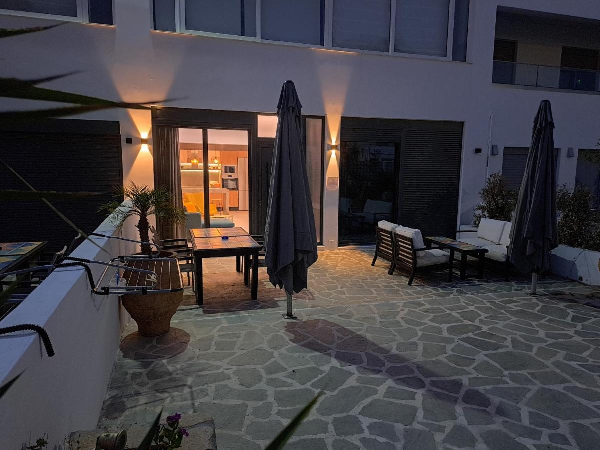 Apartmán Courtyard Luxury “ Apostolos” *